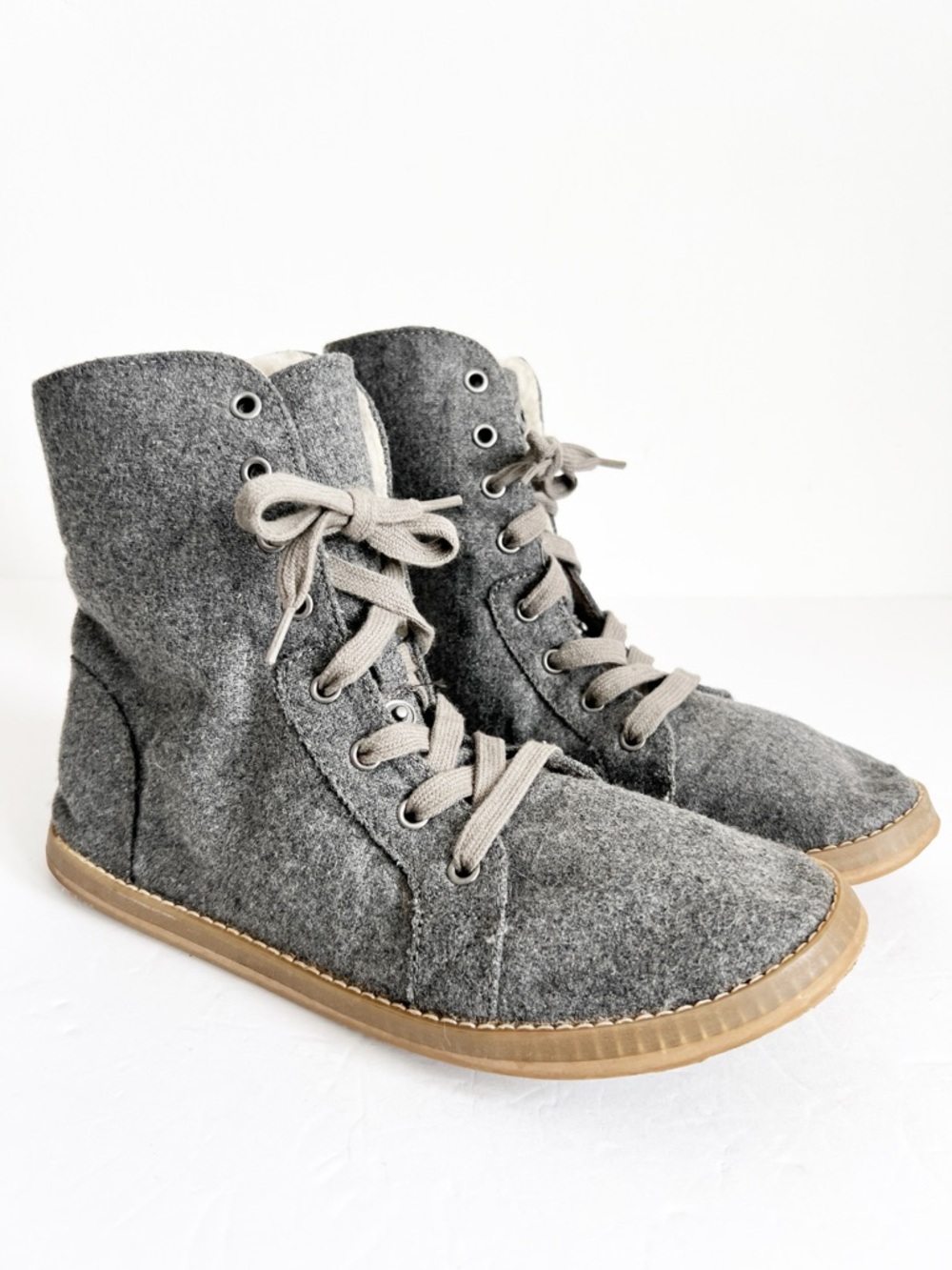 SZ 8 Gray Felt Lace-Up High-Top Boots Wool Lining